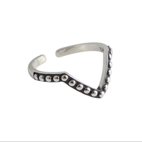 π S925 V-Shaped Eternity Ball Ring - Picture 5 of 6